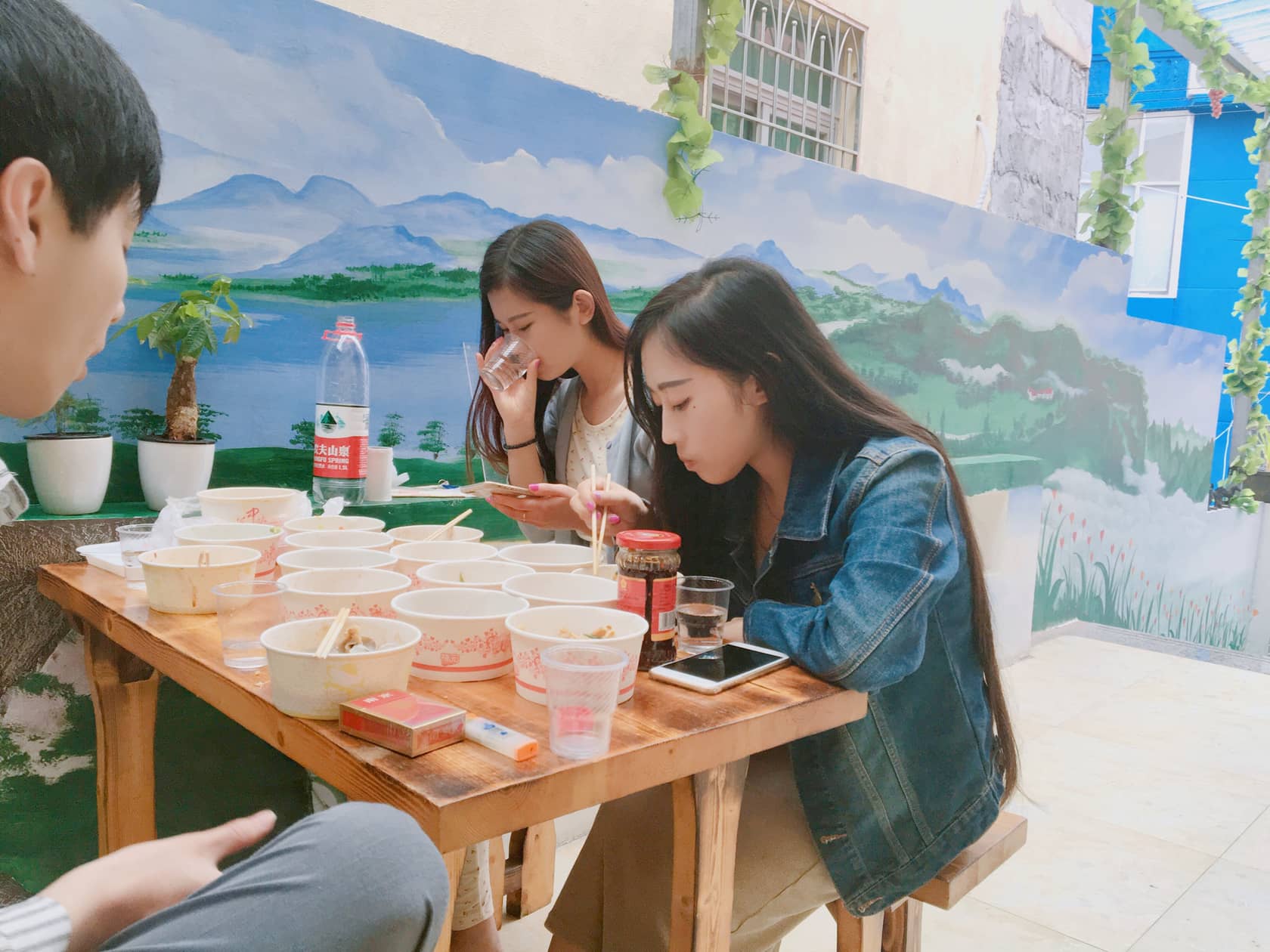 初次见面，请多关照